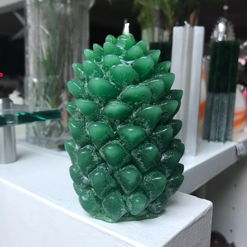 Pinecone Candle